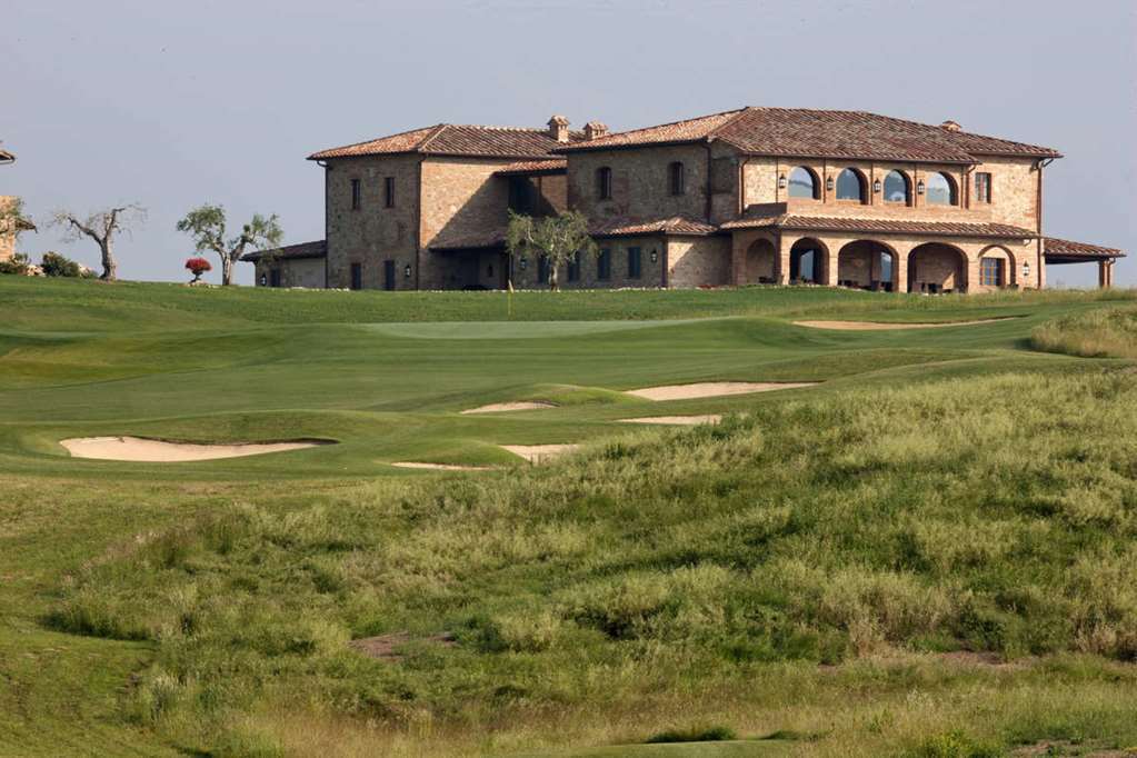 La Bagnaia Golf Resort 外观 照片